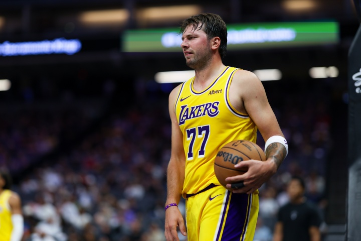 MacMahon:湖人若拿下50胜 东契奇打出场均30+三双数据 就能拿MVP