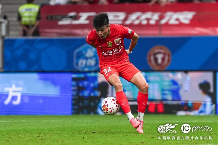 上海海港3-0成都蓉城,下轮将客场挑战天津津门虎队 上海海港3-0成都蓉城,下轮将客场挑战天津津门虎队