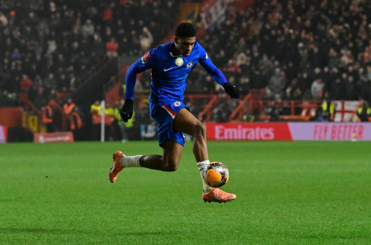 talkSPORT:切尔西将与阿昌庞续约 前者将提供丰厚的新合同 talkSPORT:切尔西将与阿昌庞续约 前者将提供丰厚的新合同
